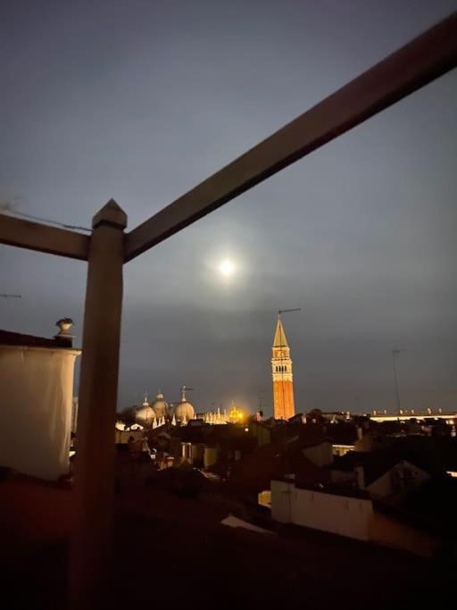 Ihomes Rialto-Corte Del Calice-Attico Vista Centro Velence Kültér fotó