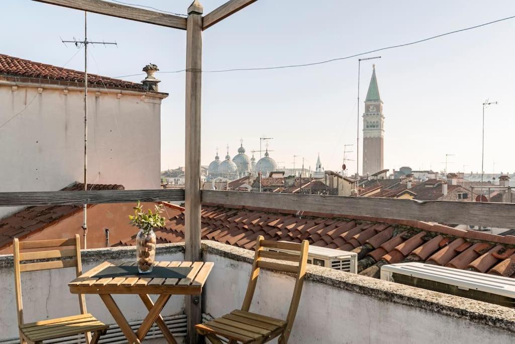 Ihomes Rialto-Corte Del Calice-Attico Vista Centro Velence Kültér fotó
